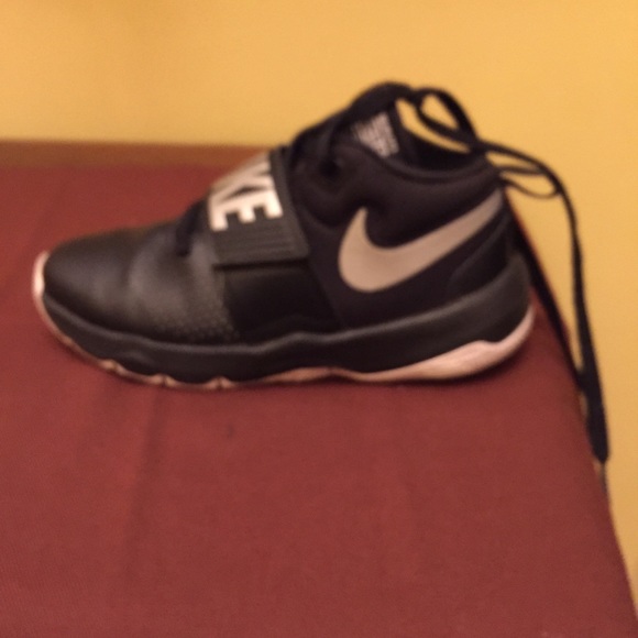 Nike footwear - Picture 3 of 3